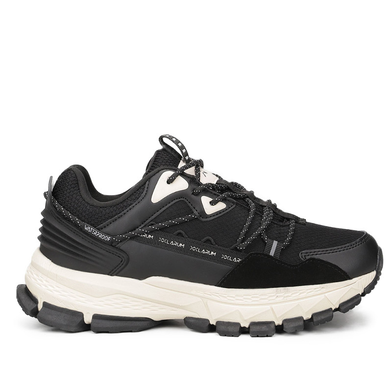 Women's low shoes Larum black 492502-010