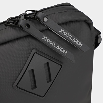 Larum Zephyr bag black 212510-010