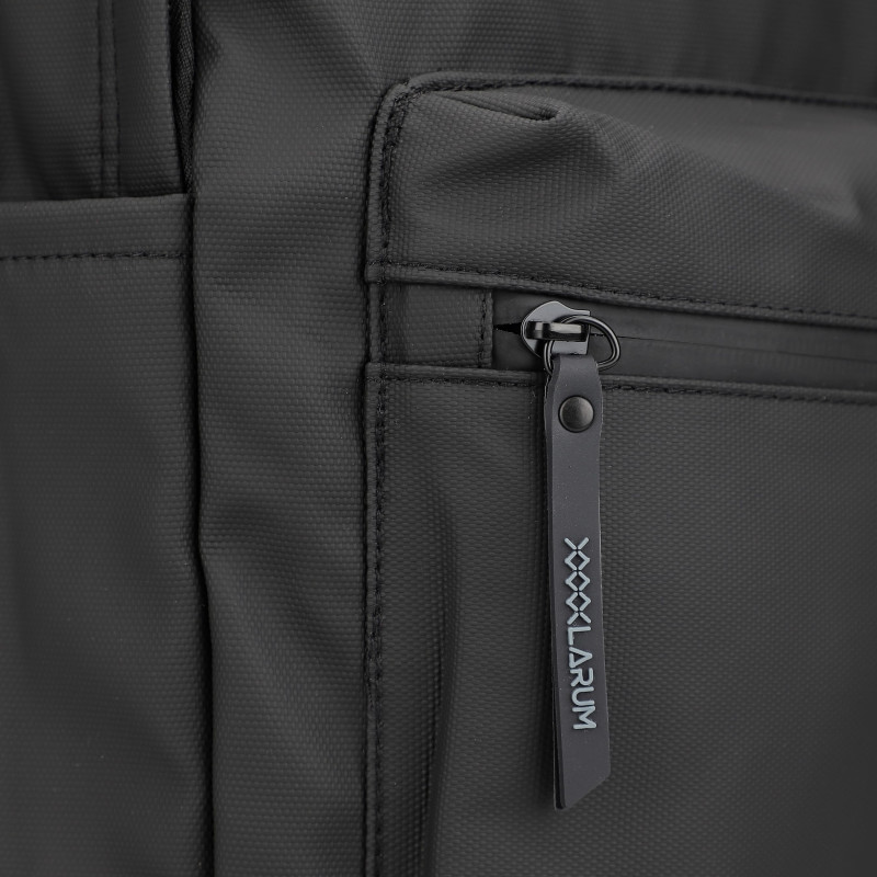 Larum Luminous backpack black 212512-010