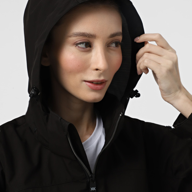 Women's windbreaker Larum Moulin black 422506-010