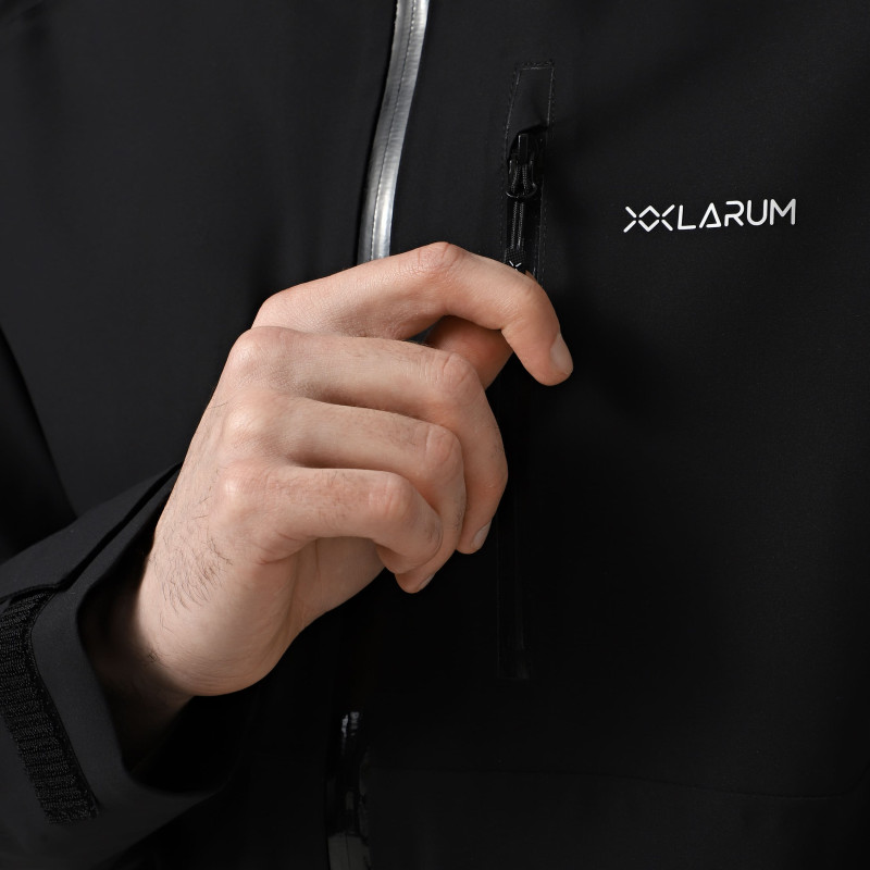 Men's windbreaker Larum Vesper black 102508-010
