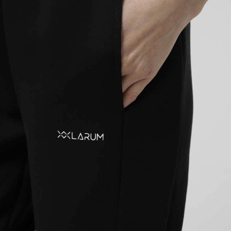Pantalones de mujer Larum Lavelle negros 302514-010